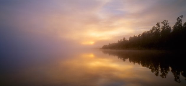 Lake Paringa.